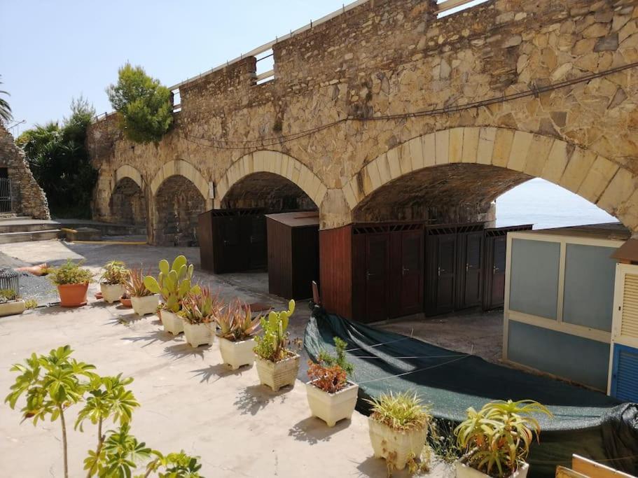 דירות צ'רבו Casa Del Sole Affacciato Sul Mare מראה חיצוני תמונה